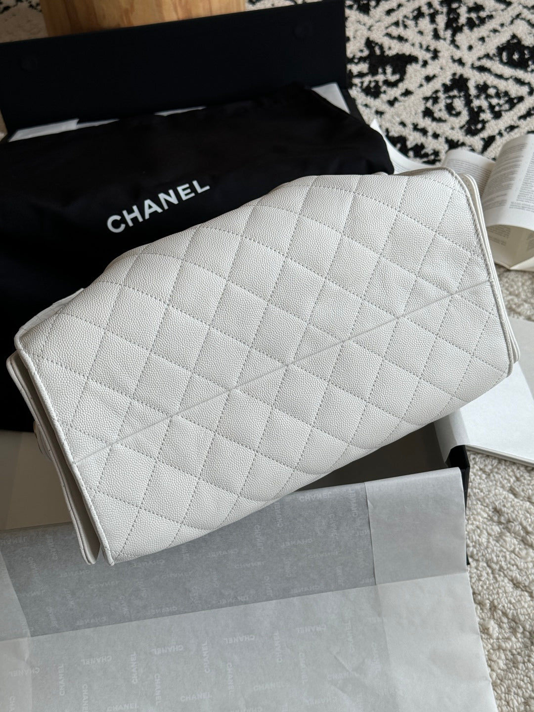 25 Medium Quilted Hobo Handbag