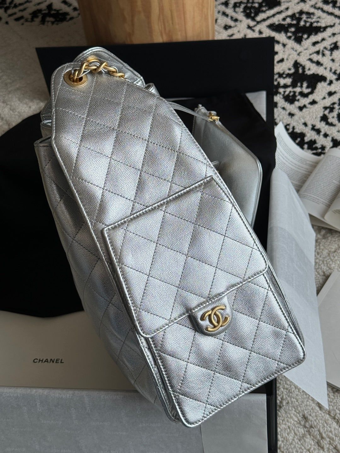 25 Large Quilted Handbag