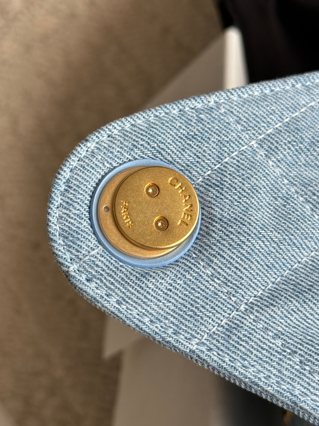 25 Medium Quilted Hobo Handbag