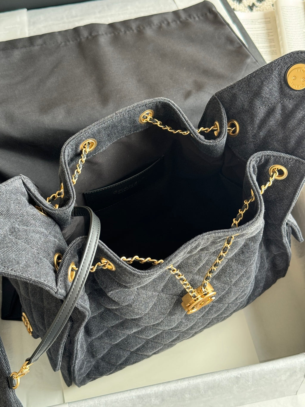 25 Large Quilted Handbag