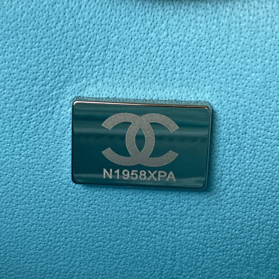 1.55 Classic Quilted Flap Bag