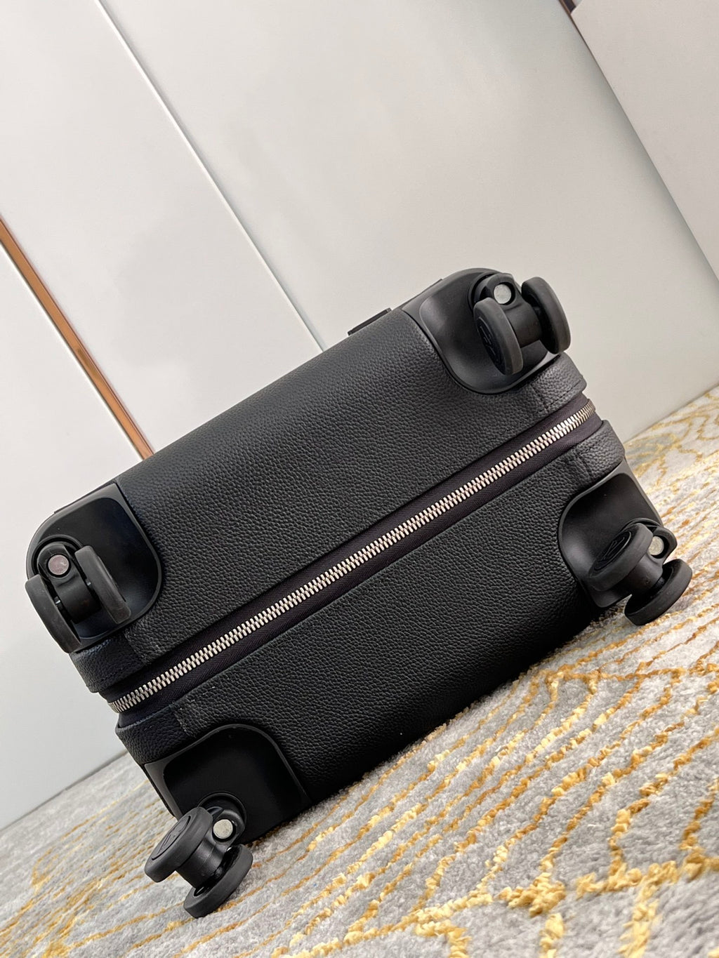 Horizon Style Cabin Suitcase