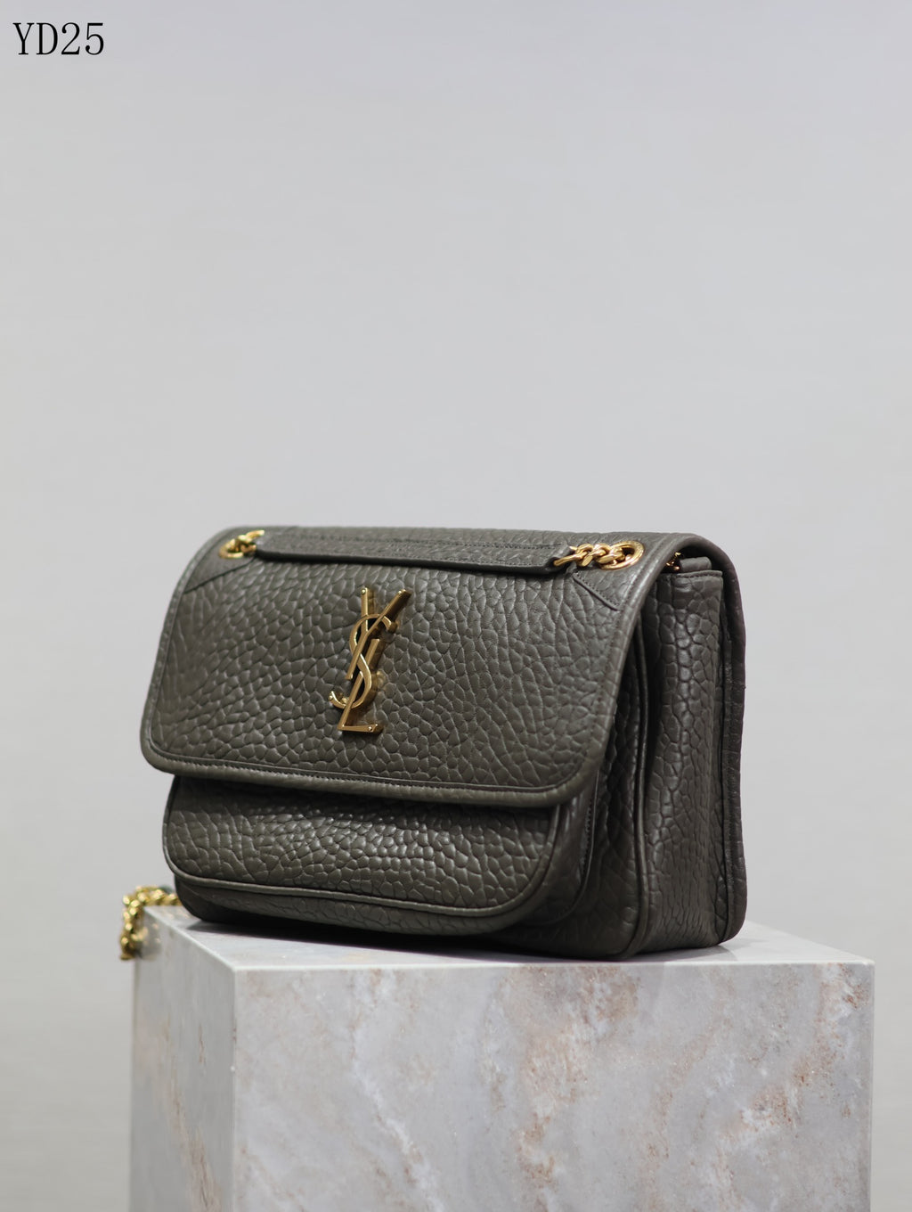 Niki Medium Shoulder Bag