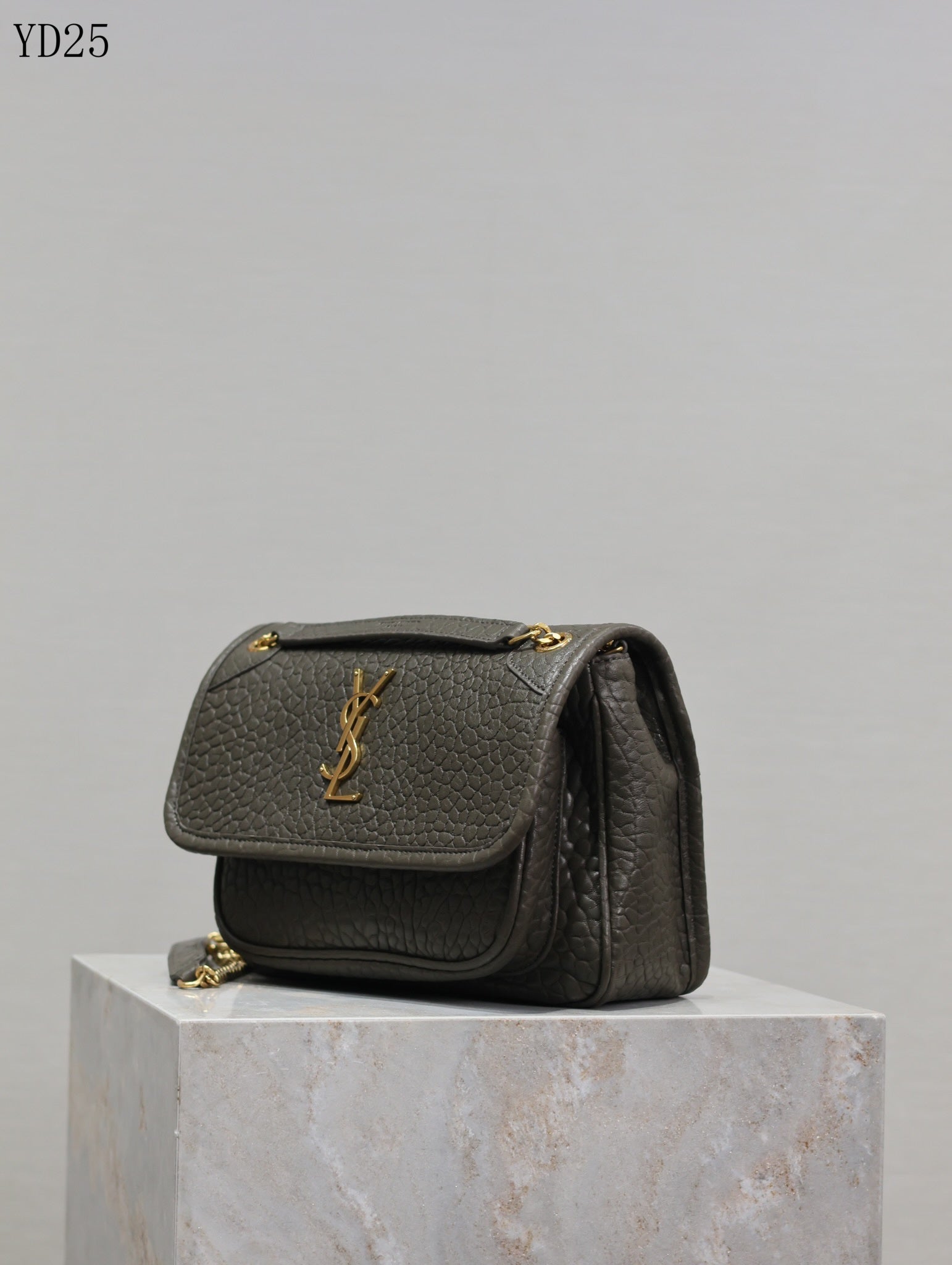 Niki Medium Grained Leather Bag