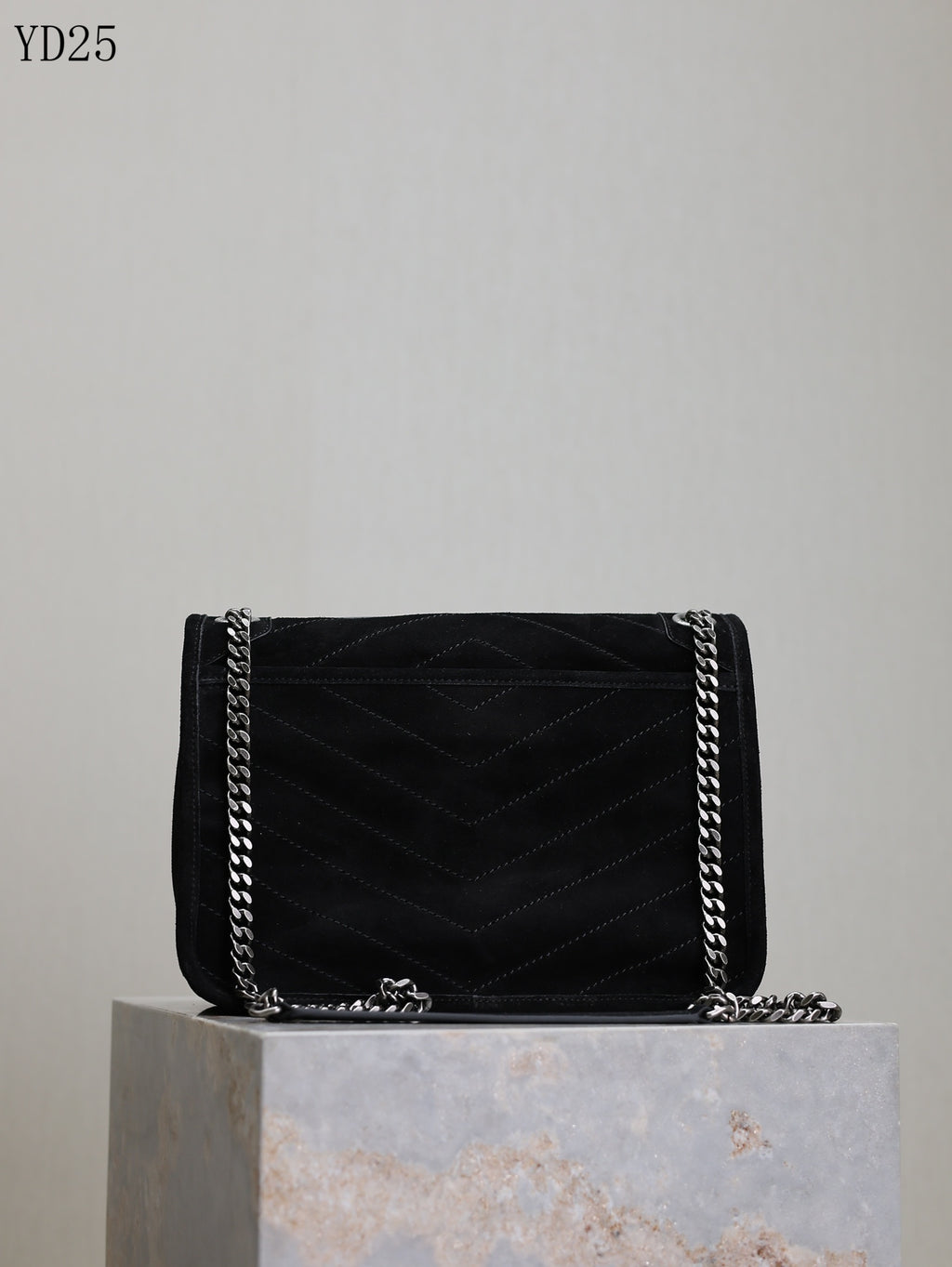 Niki Medium Shoulder Bag