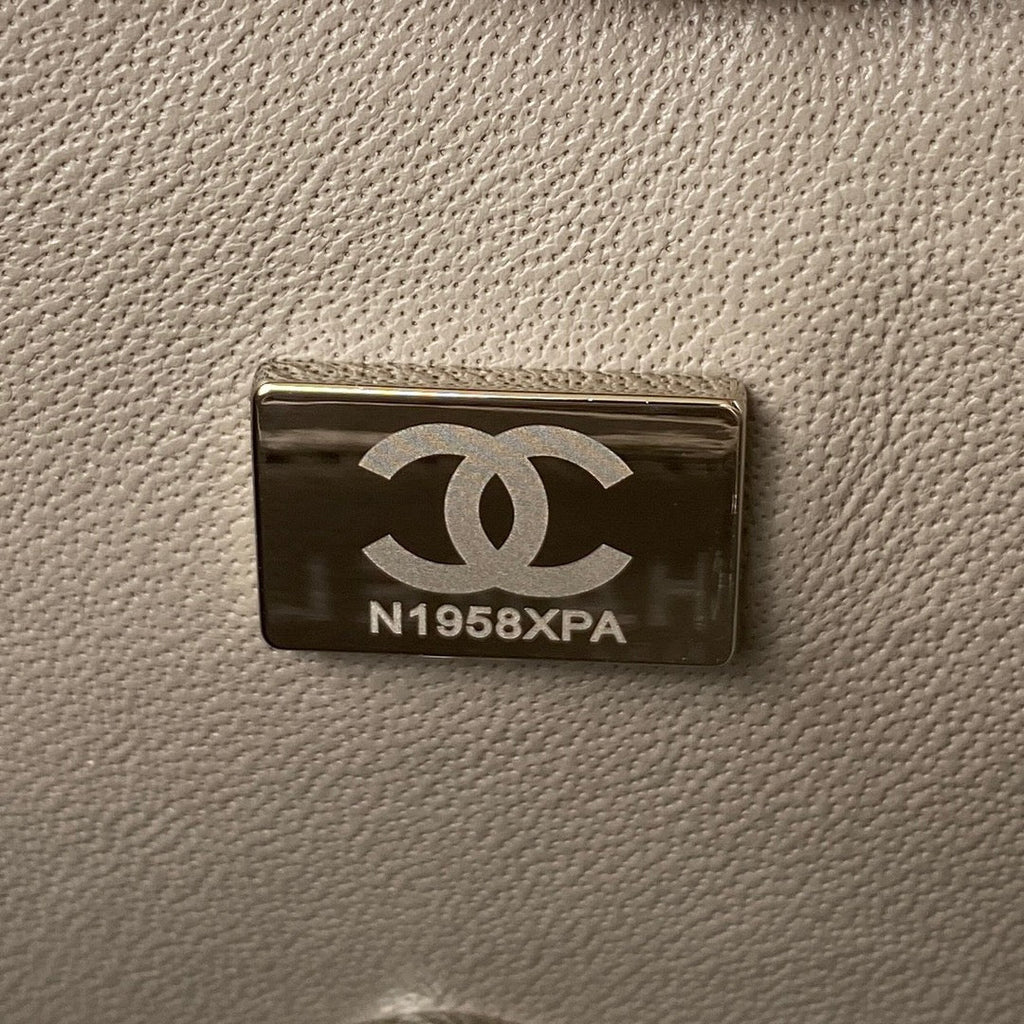 1.55 Classic Quilted Flap Bag