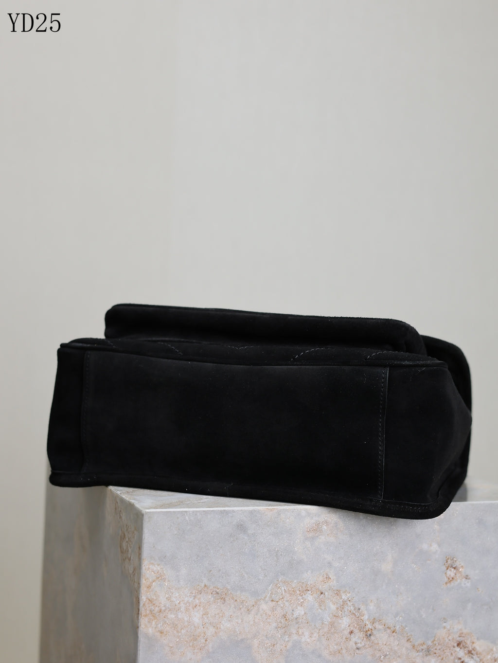 Niki Medium Shoulder Bag