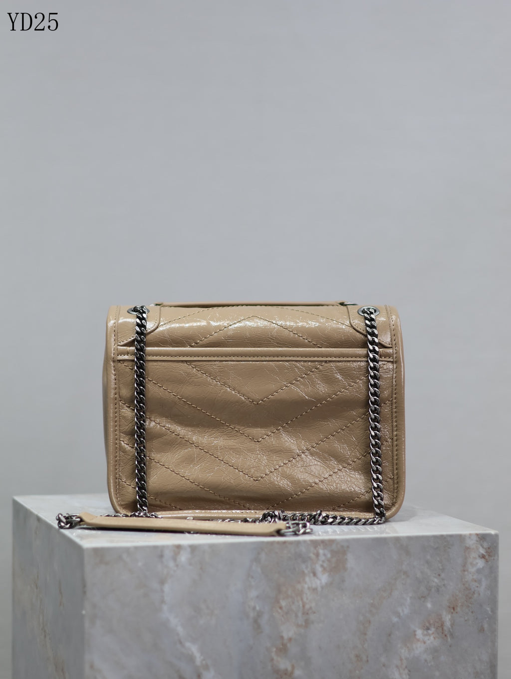 Niki Medium Patent Leather Shoulder Bag