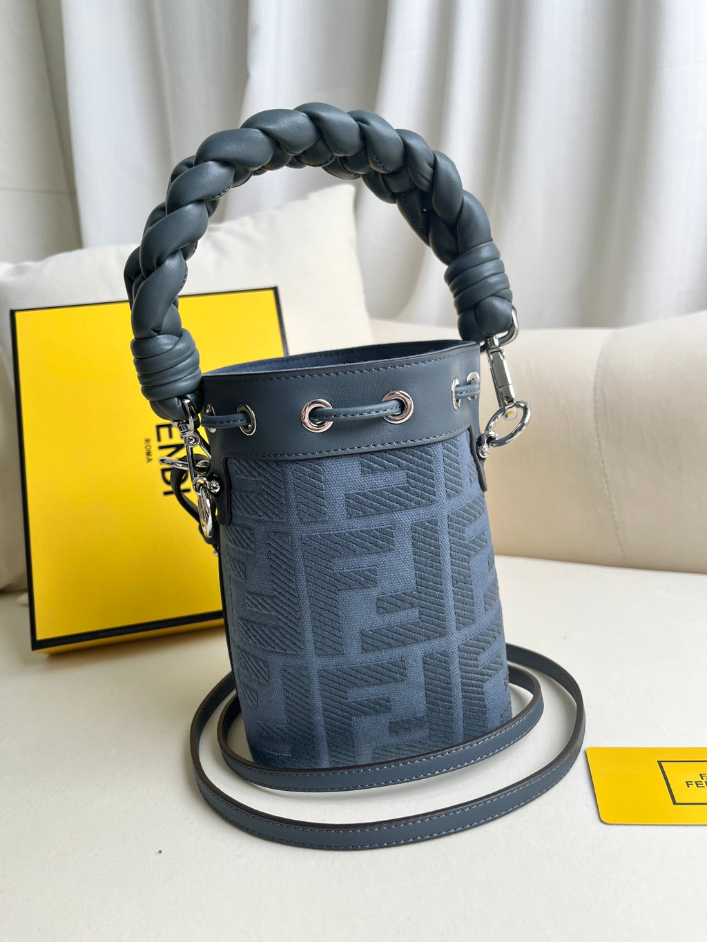 Mini Mon Tresor Bucket Bag