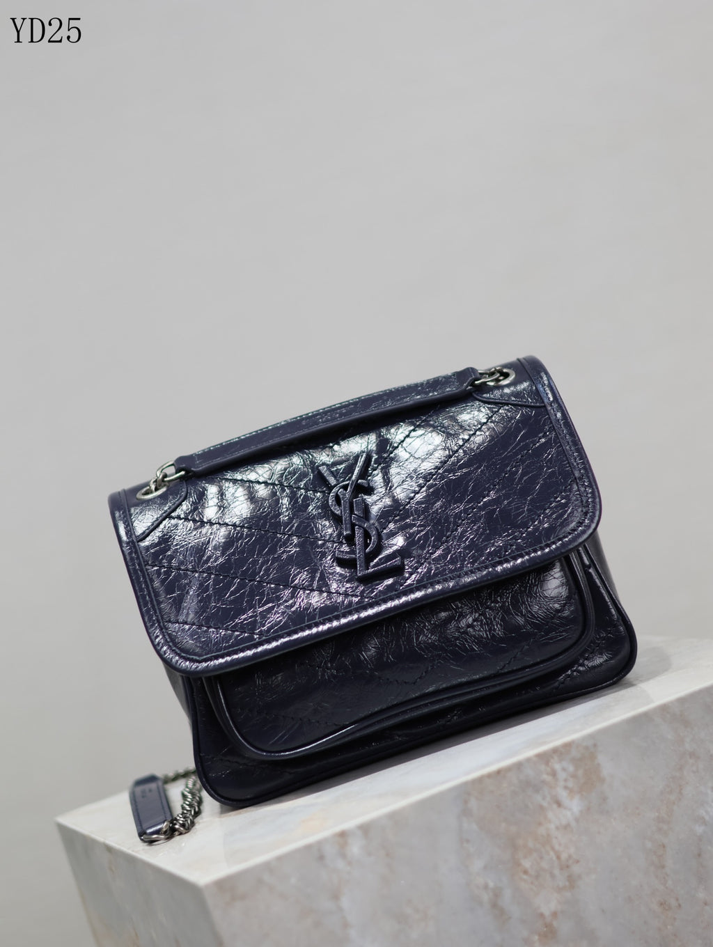 Niki Medium Patent Leather Shoulder Bag
