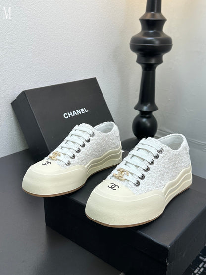 Low-Top Sneakers