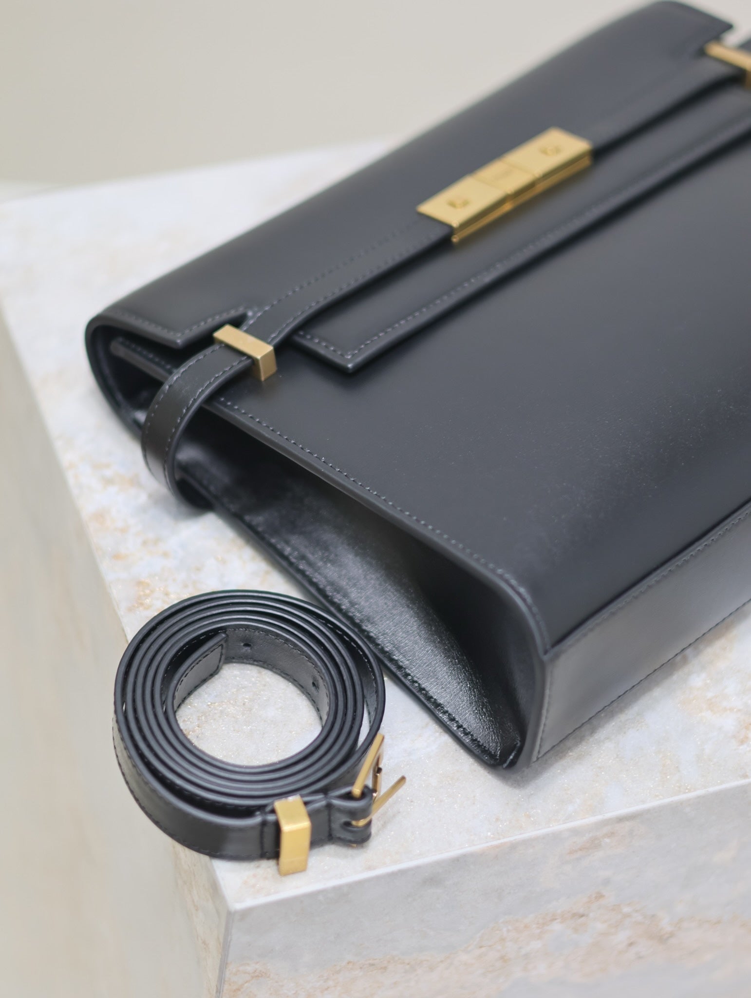 Crocodile-Embossed Leather Chain Bag