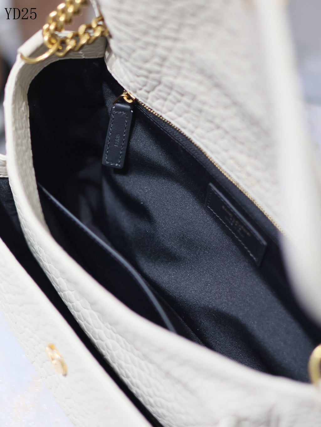 Niki Medium Shoulder Bag