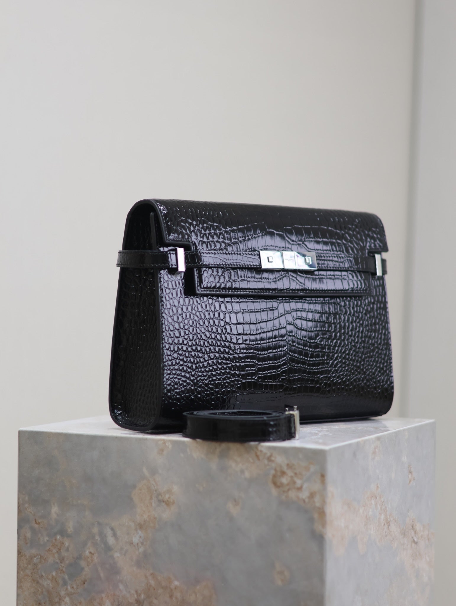 Crocodile-Embossed Leather Chain Bag