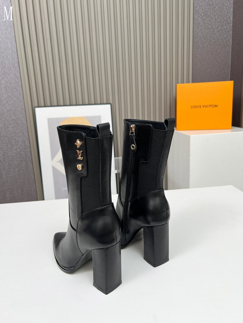 Smooth Leather Stud-Detail Ankle Boots