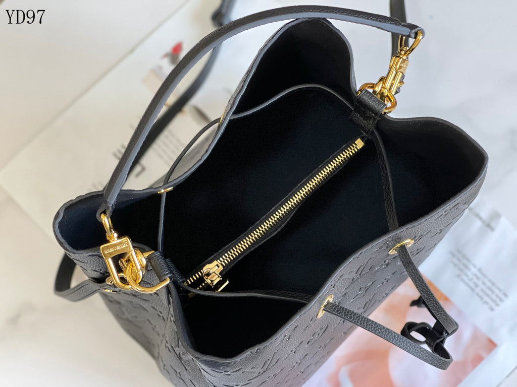 NéoNoé MM Bucket Bag