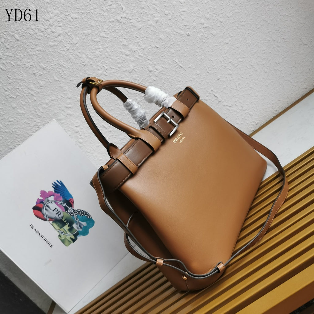 Buckle Belted Medium Leather Tote Bag