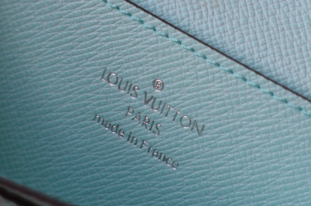 Epi Leather Twist Wallet