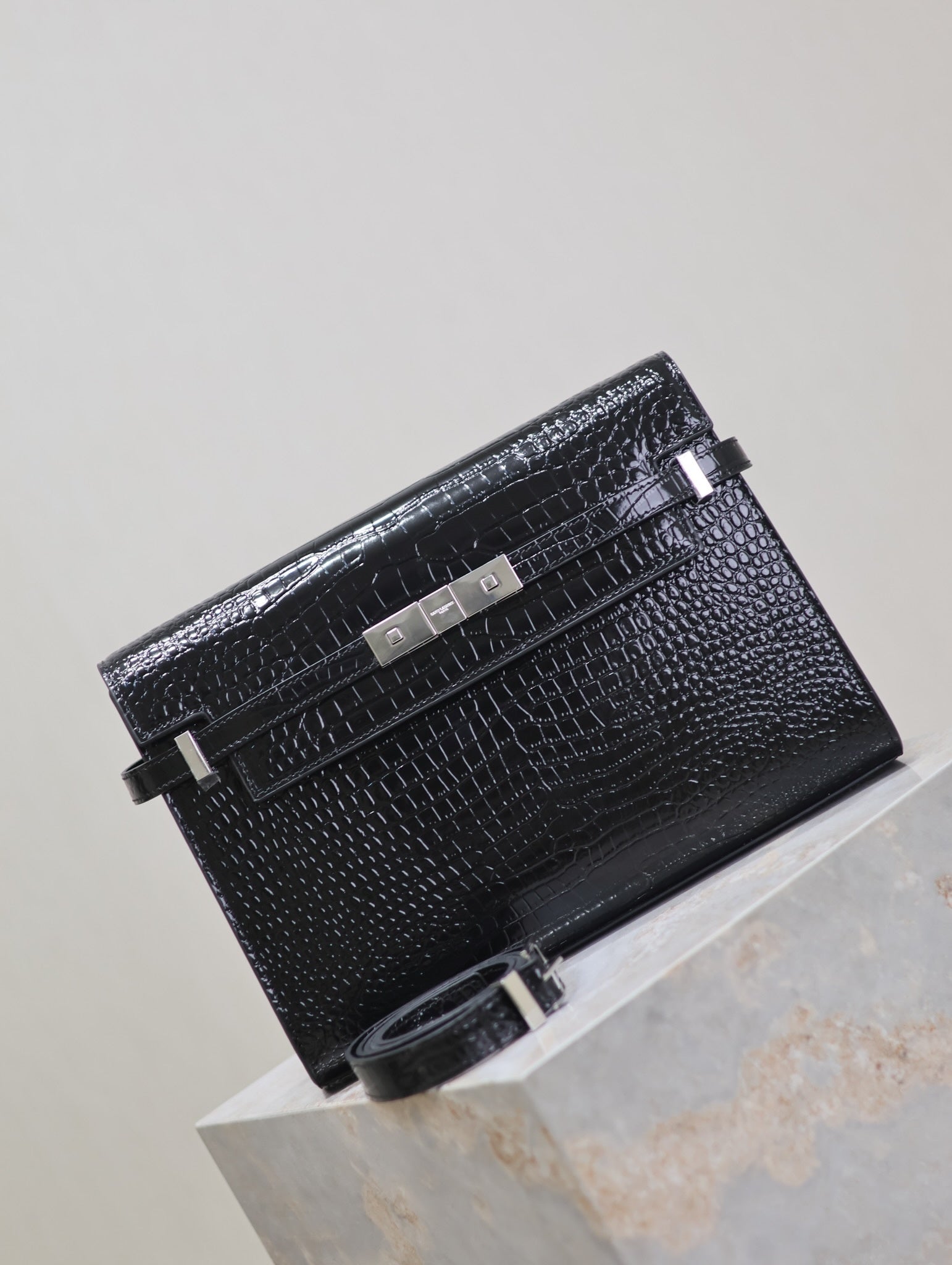 Crocodile-Embossed Leather Chain Bag