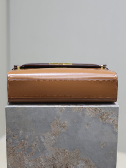 Crocodile-Embossed Leather Chain Bag