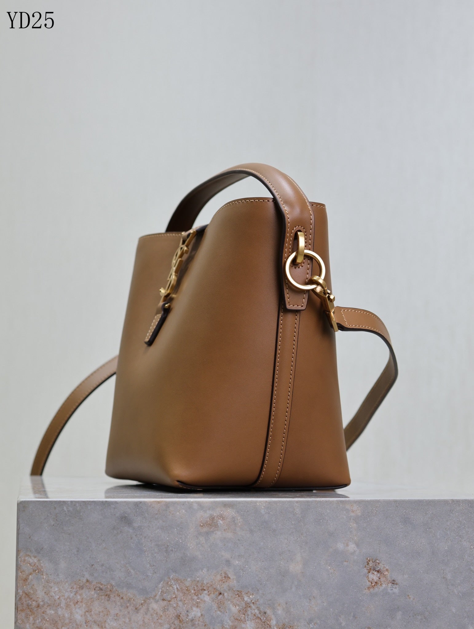 Le 37 Small Bucket Bag