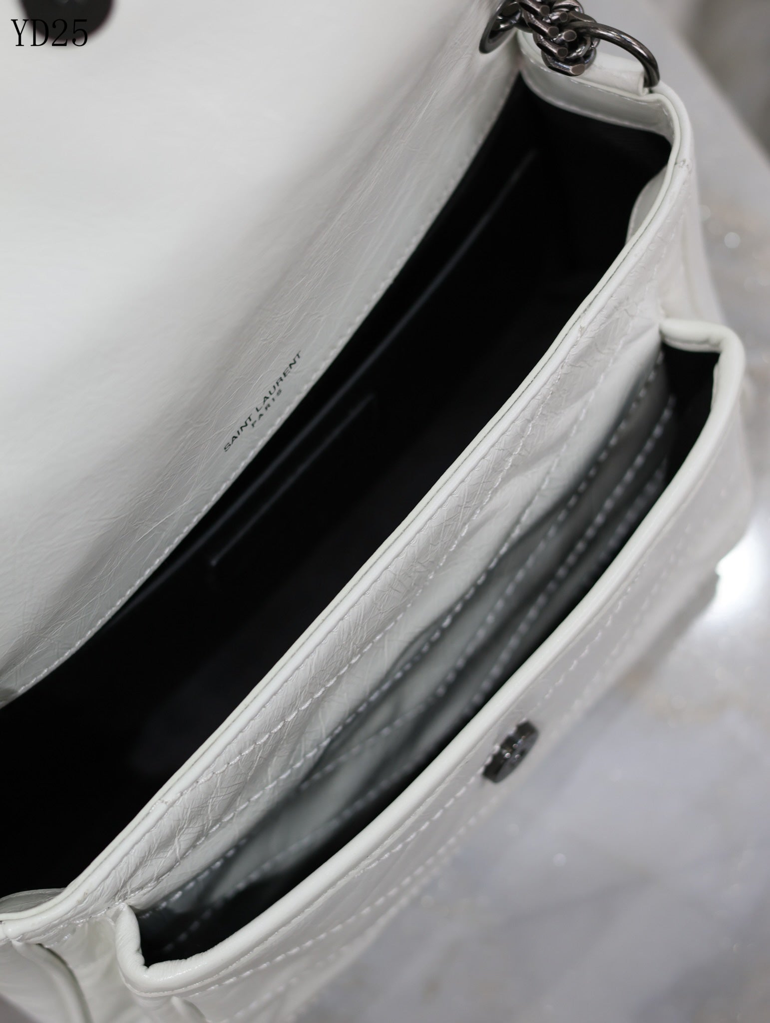 Niki Medium Patent Leather Shoulder Bag