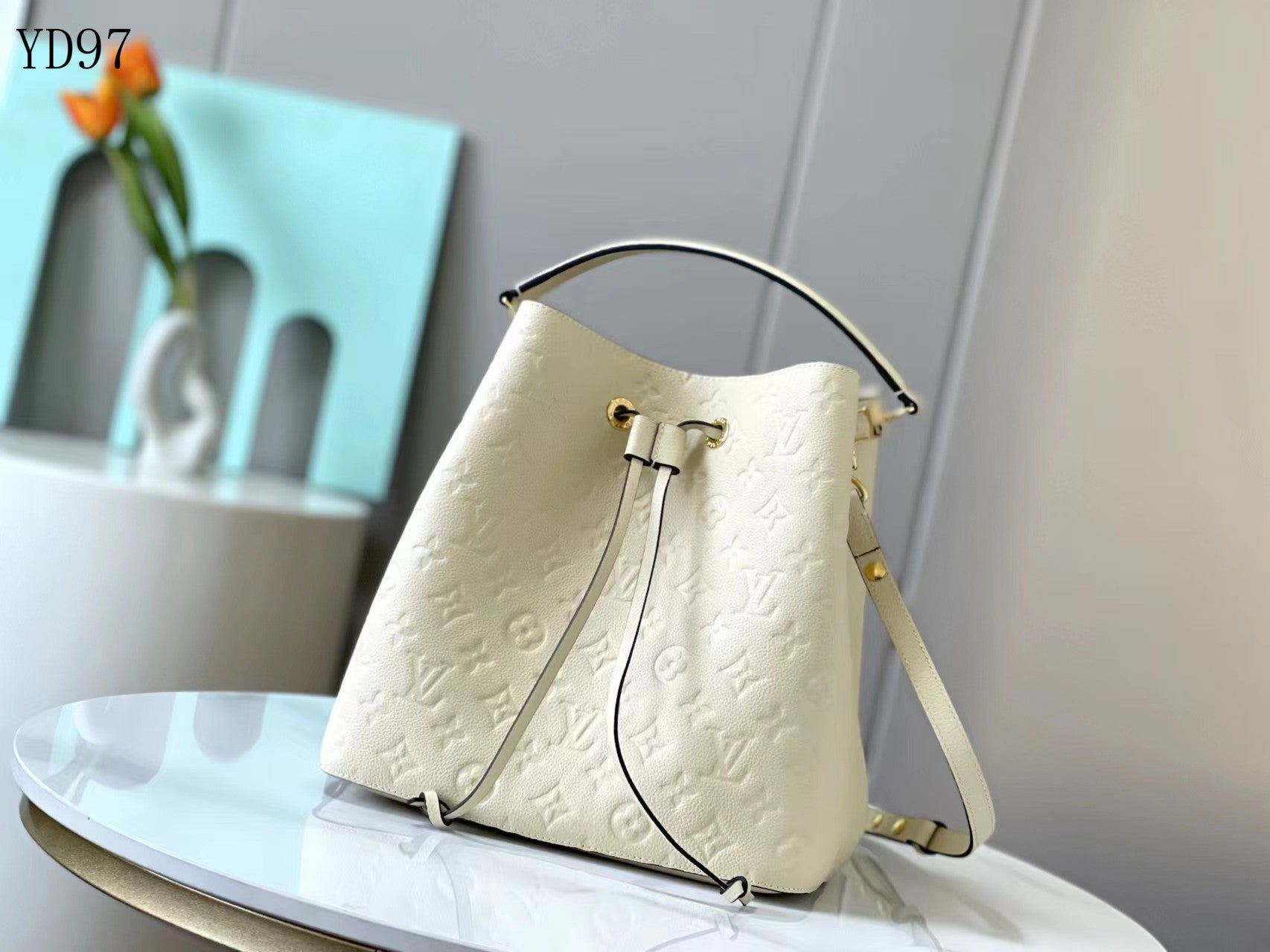 NéoNoé MM Bucket Bag