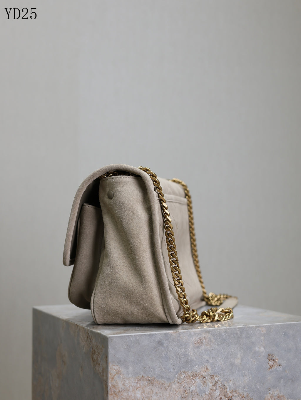 Niki Medium Shoulder Bag