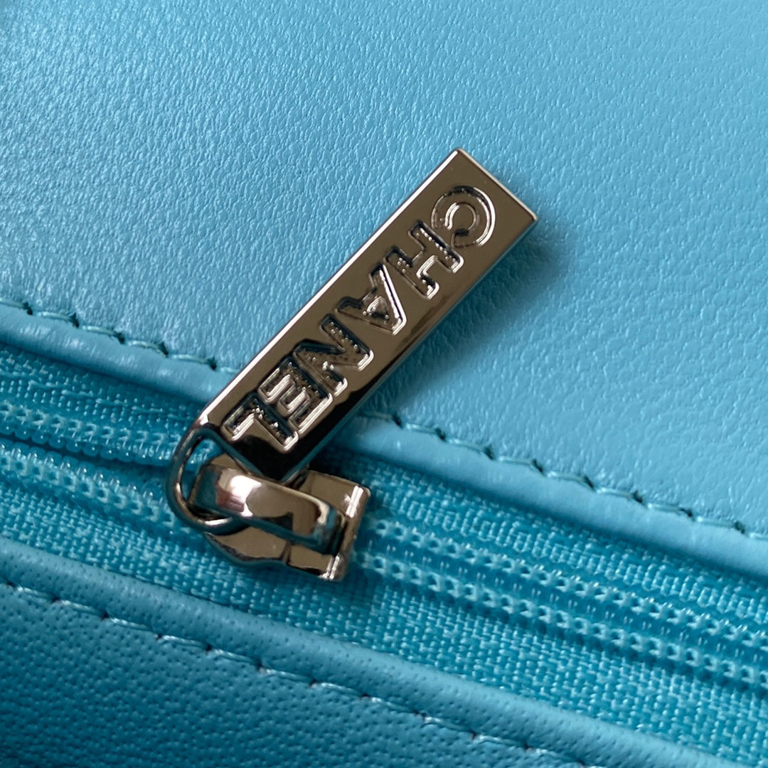 1.55 Classic Quilted Flap Bag