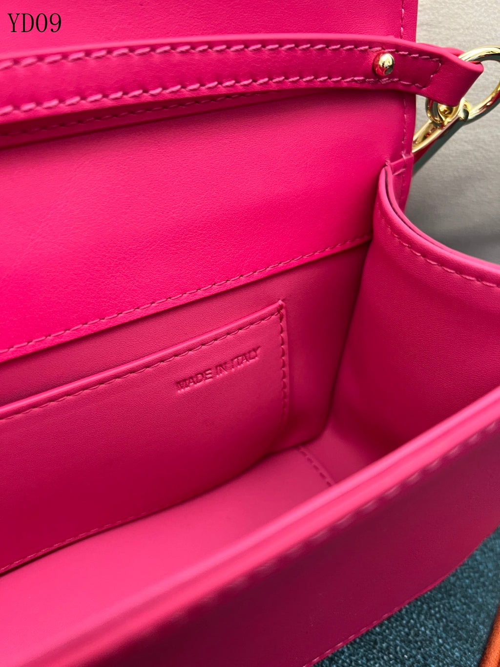 Garavani VLogo Signature Bag