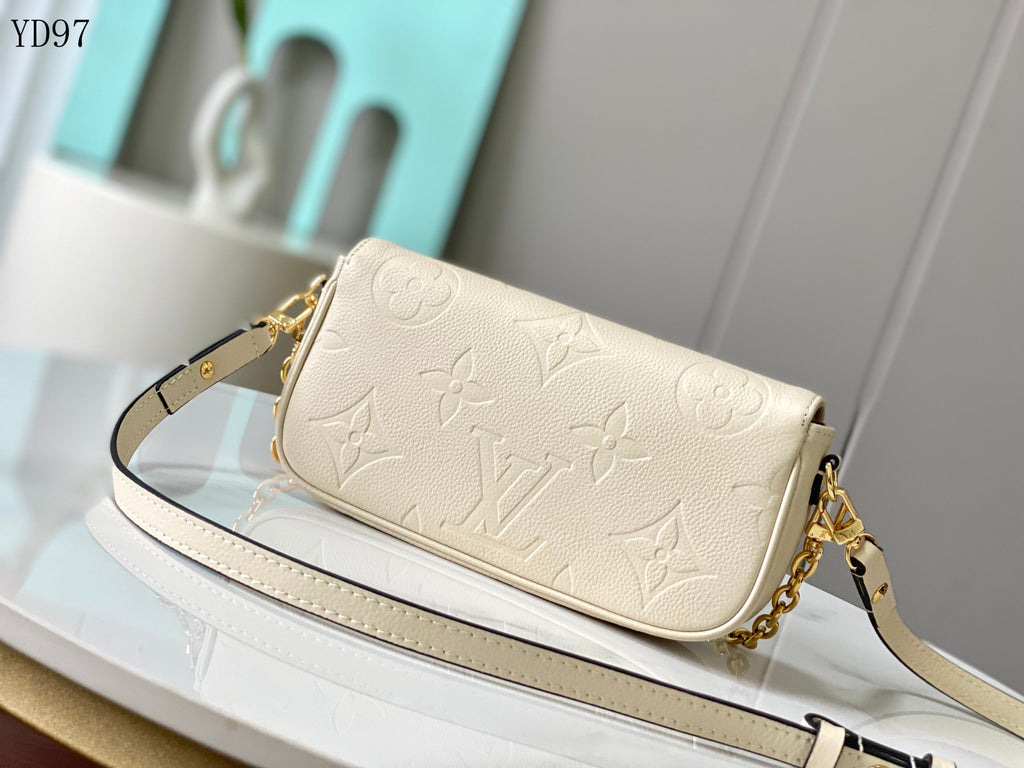 Wallet on Chain Ivy Bag