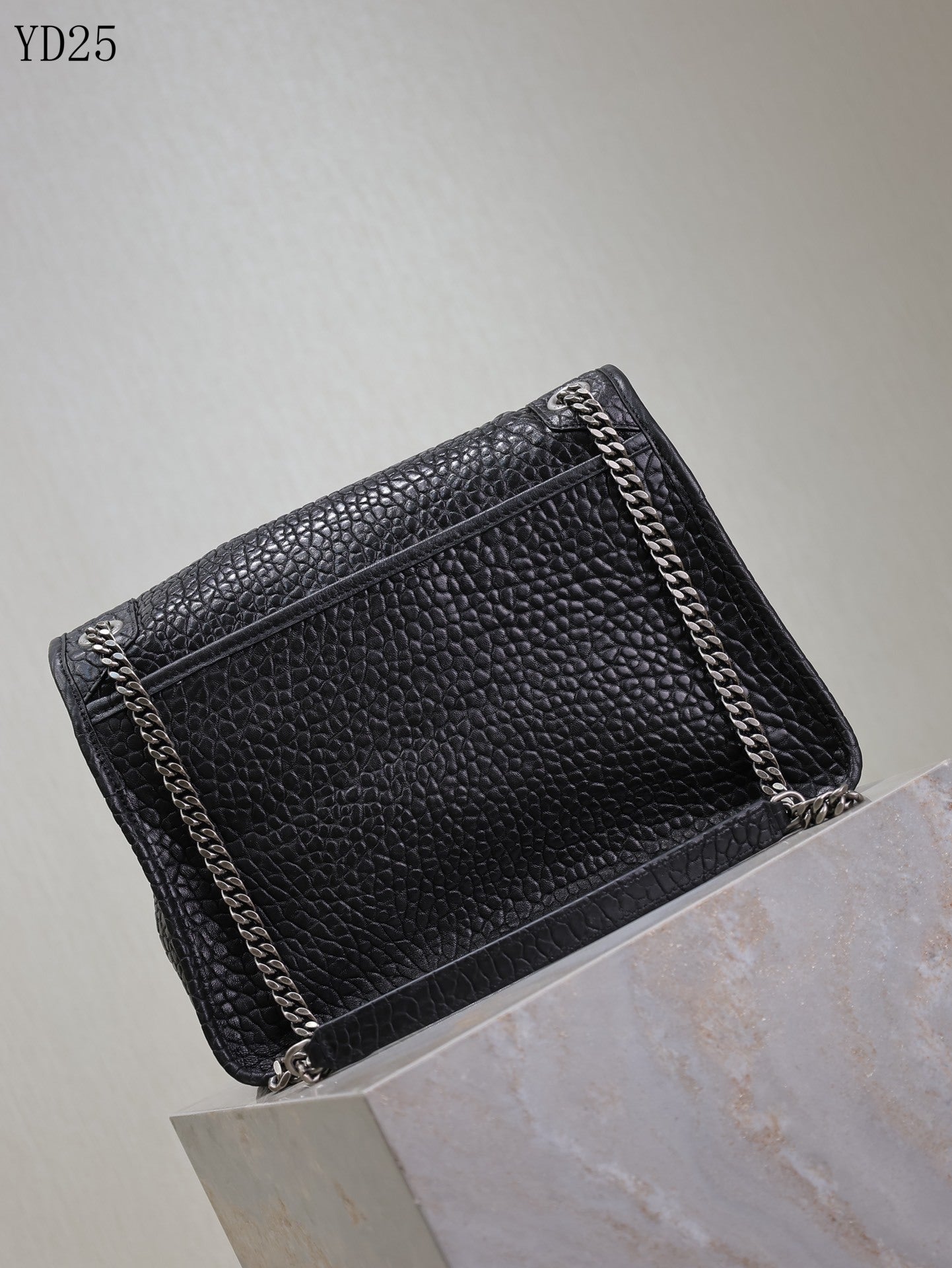 Niki Medium Grained Leather Bag