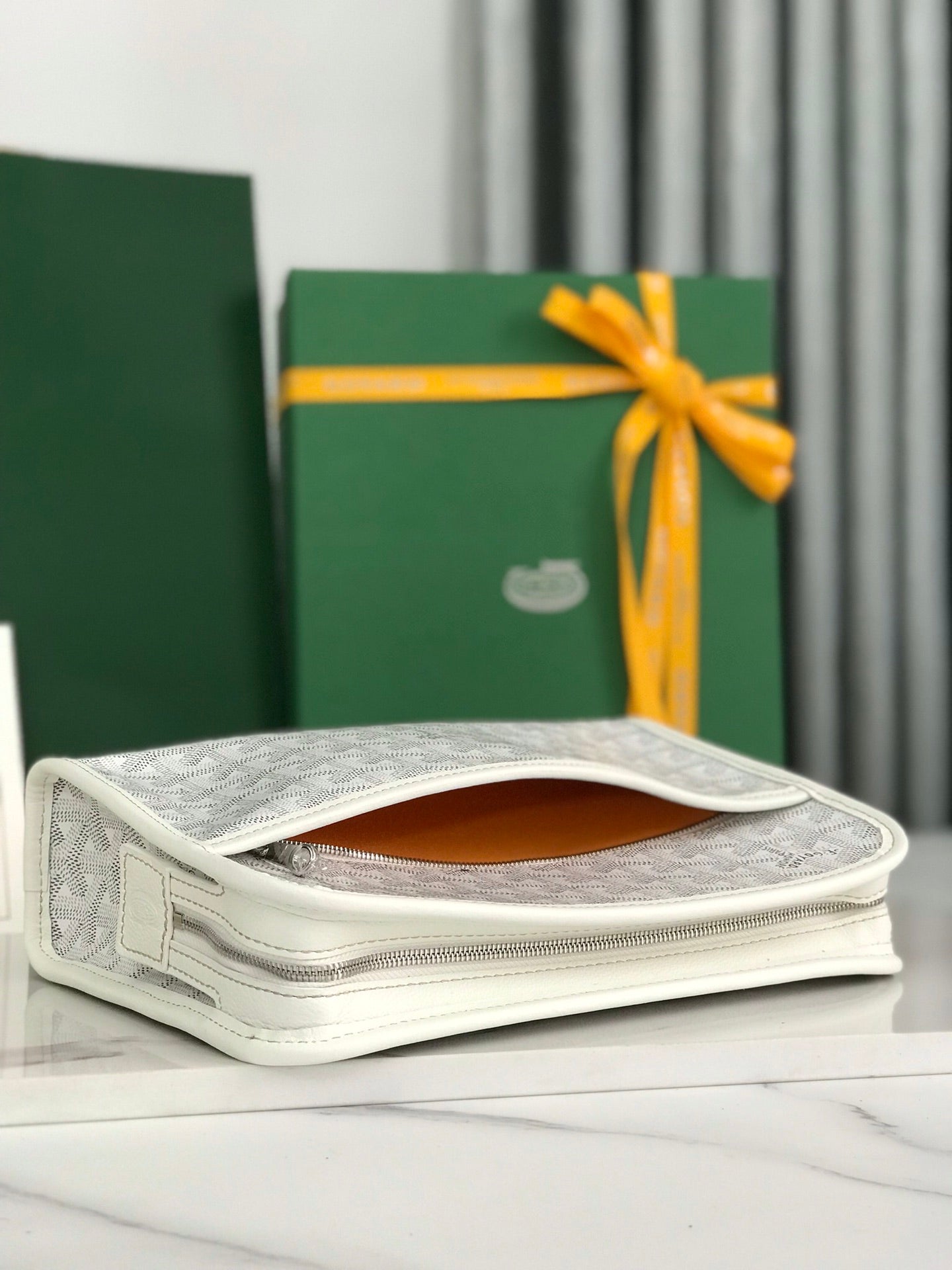 Jouvence Toiletry Bag