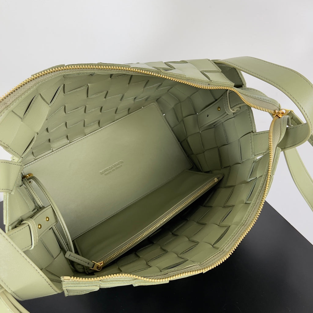 Cassette Bowling Bag