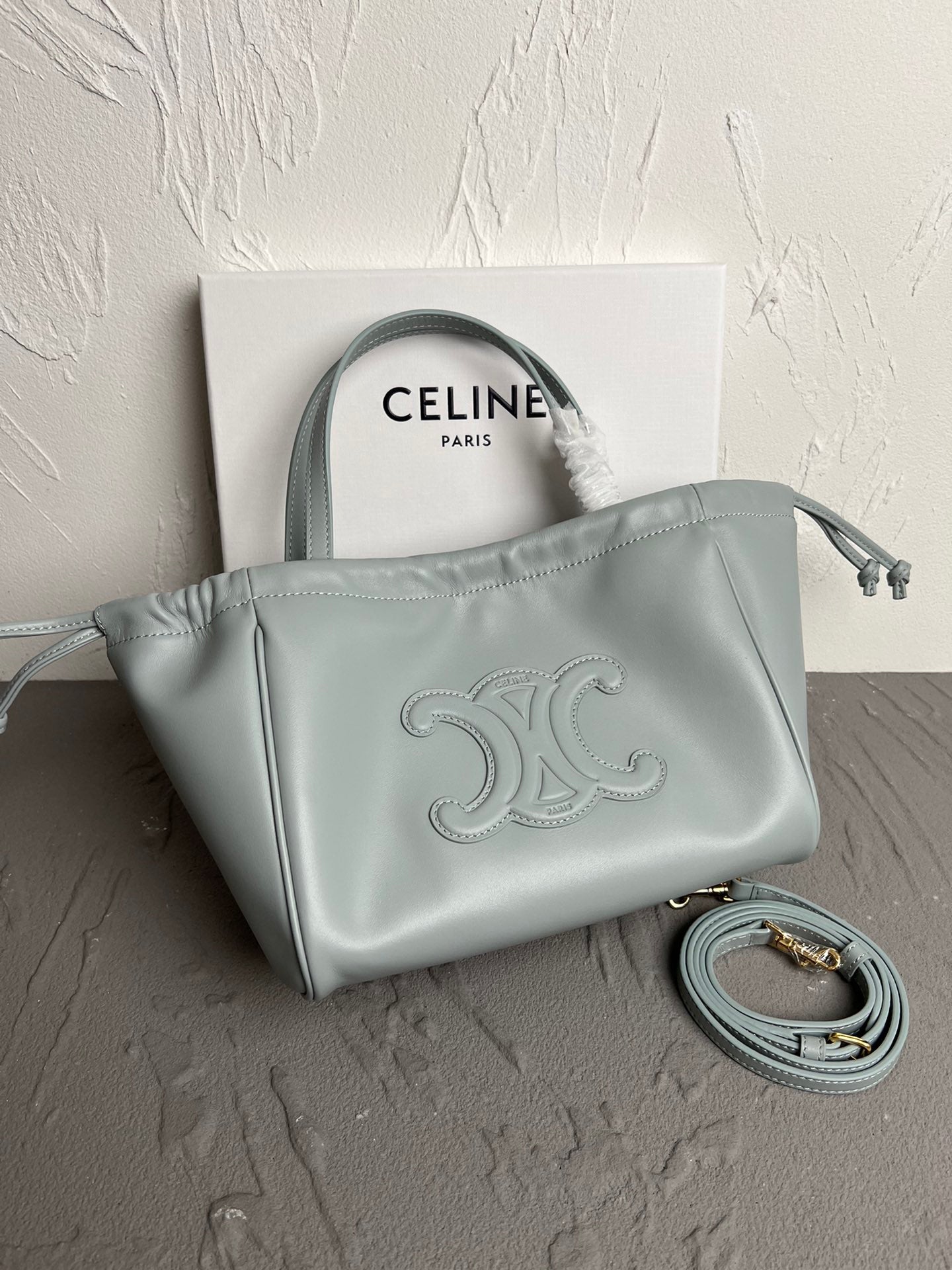 Mini Cuir Cabas Leather Drawstring Bag