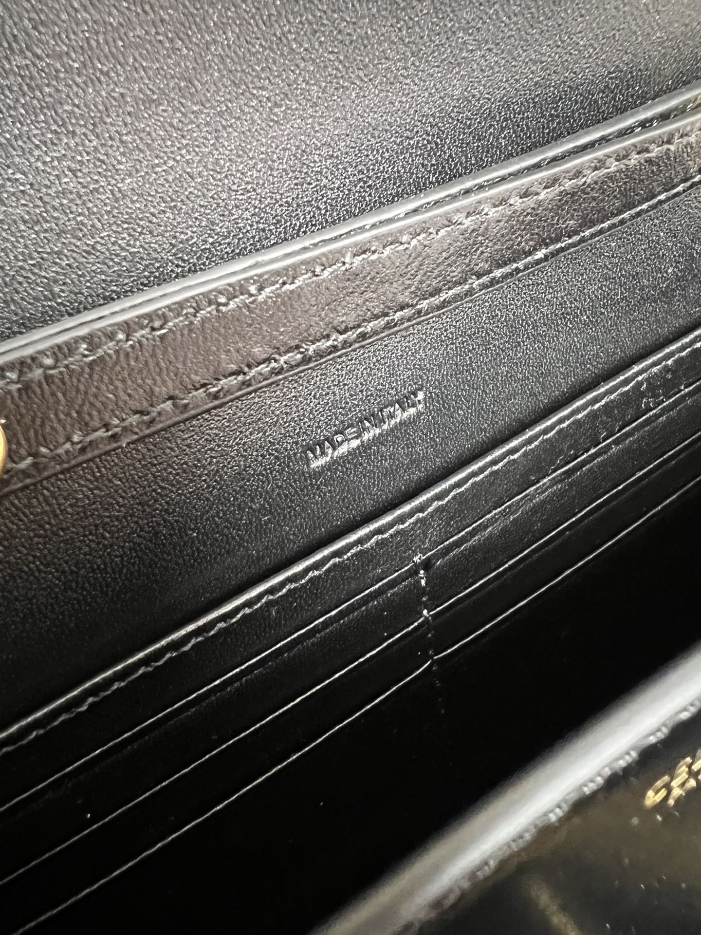 Triomphe Glossy Cowhide Leather Chain Wallet