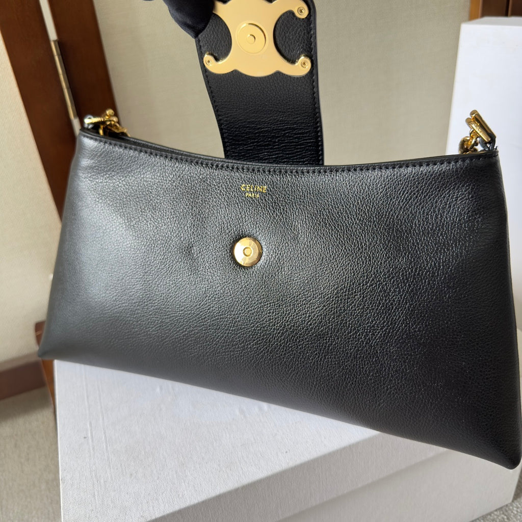 Triomphe Soft Calfskin Shoulder Bag