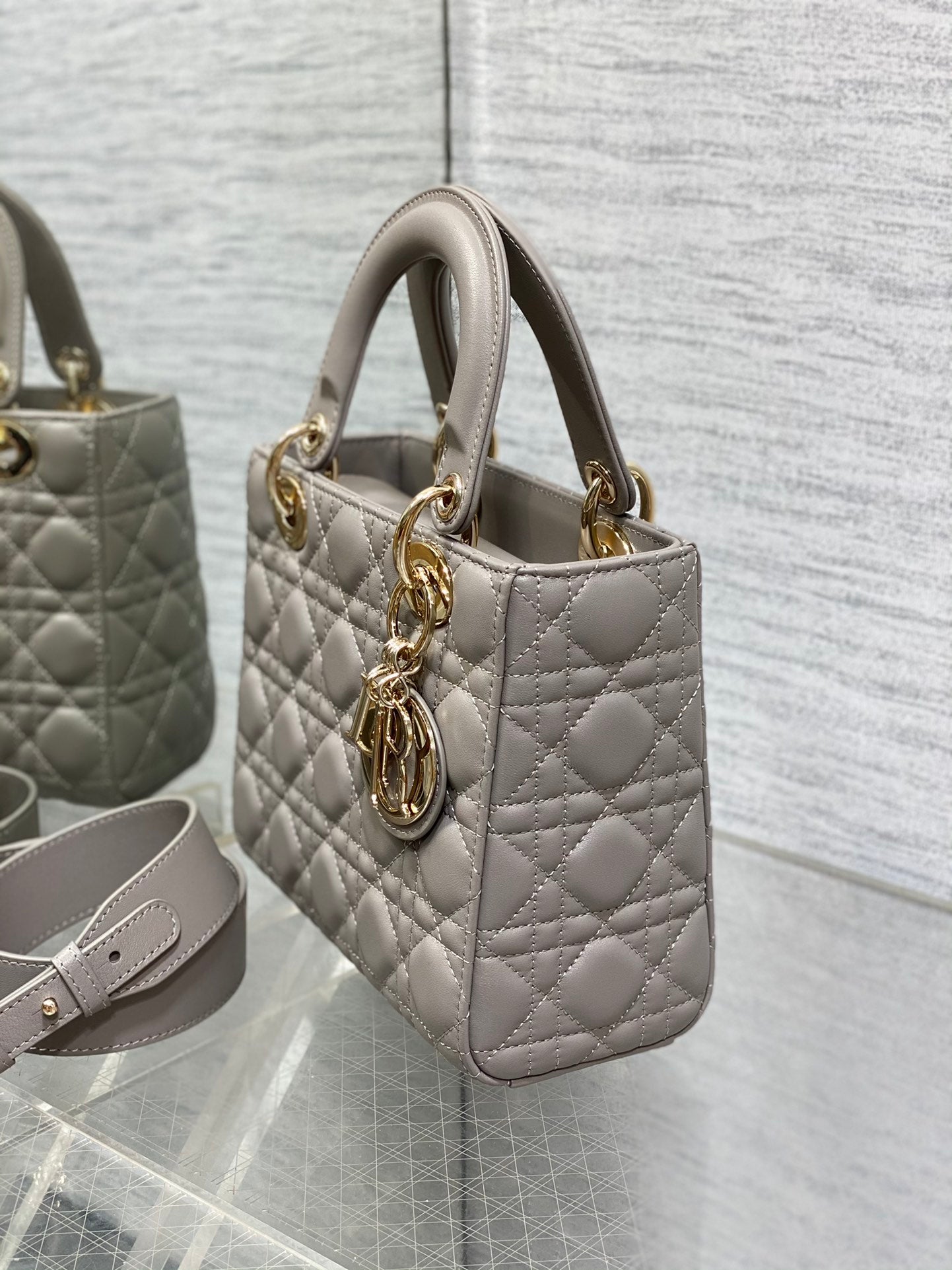 Lady Quilted Leather Top Handle Bag