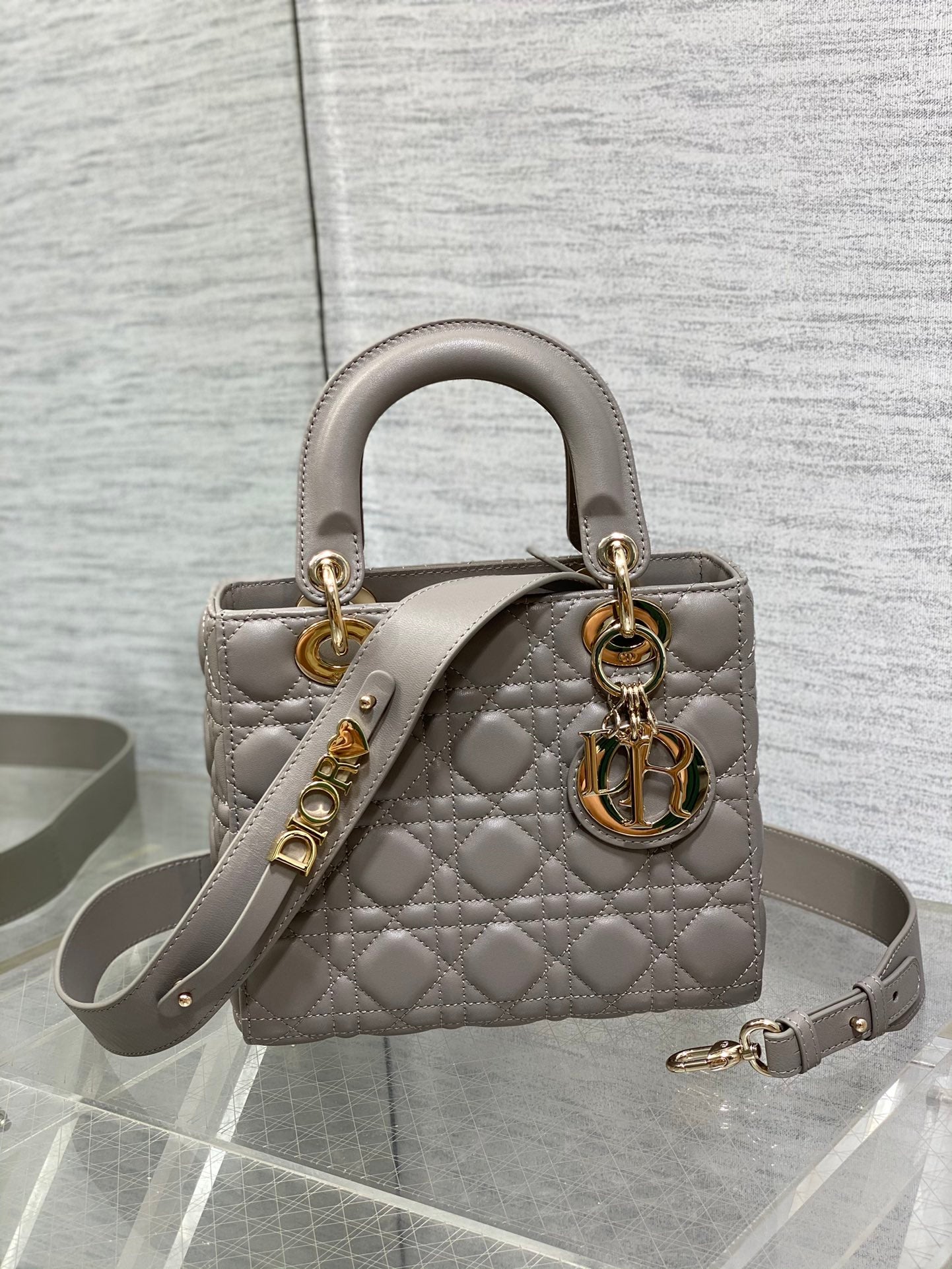 Lady Quilted Leather Top Handle Bag