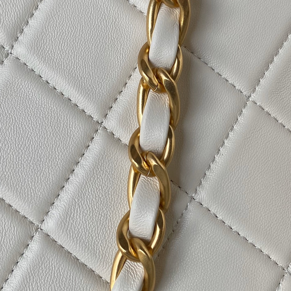 White Quilted Lambskin Shoulder Bag with Gold Chain