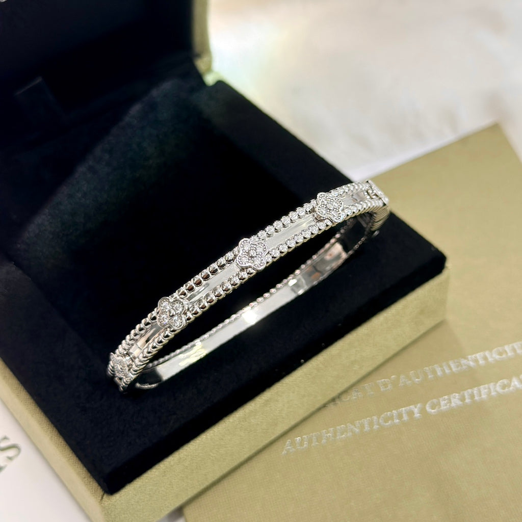 Alhambra Clover Bracelet