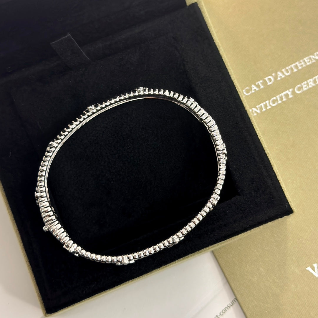 Alhambra Clover Bracelet