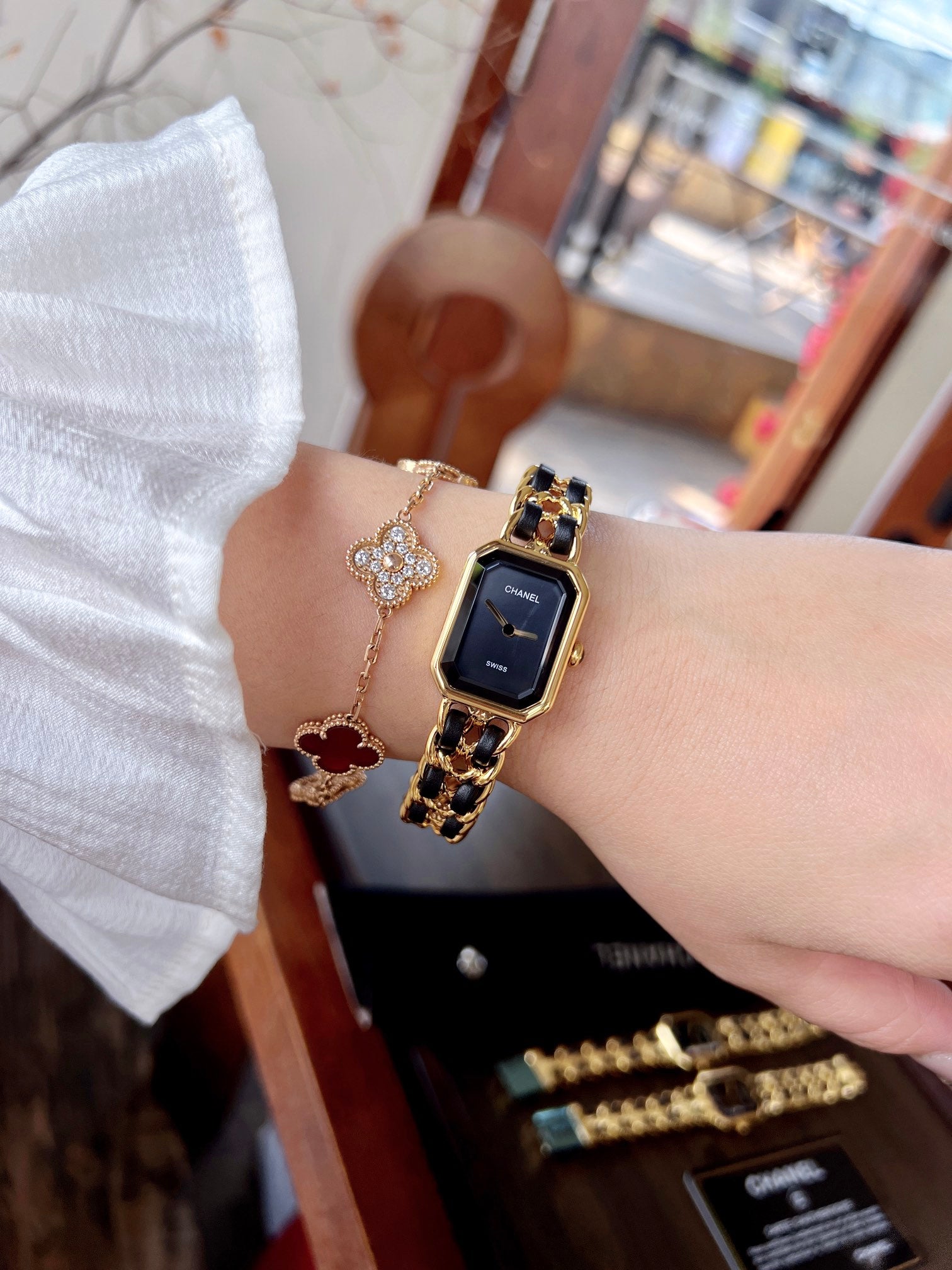 Première Chain-Link Watch