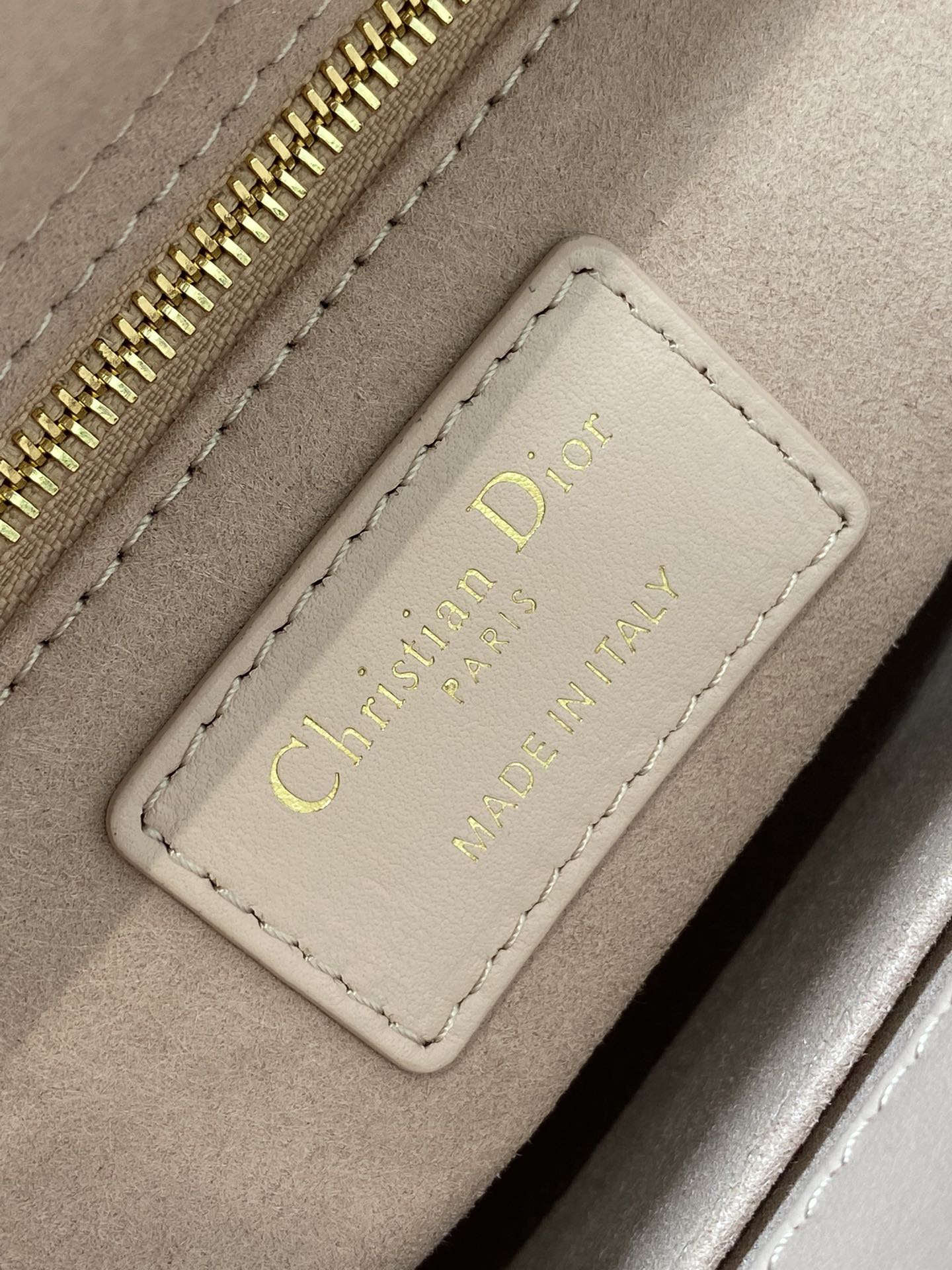 Lady Quilted Leather Top Handle Bag