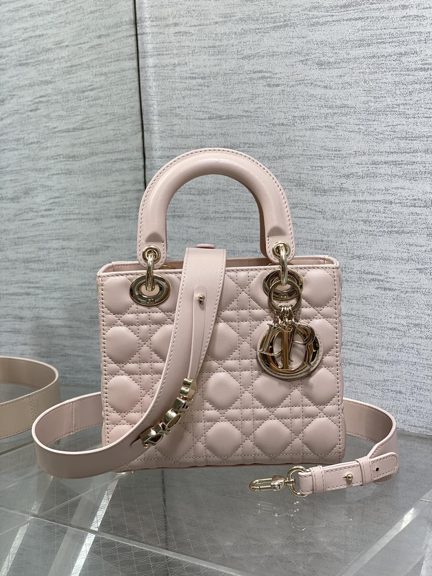 Lady Quilted Leather Top Handle Bag