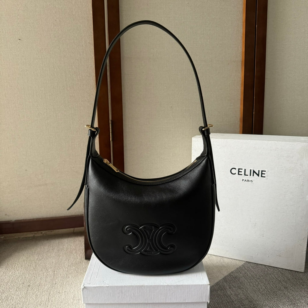 Heloïse Triomphe Small Leather Shoulder Bag