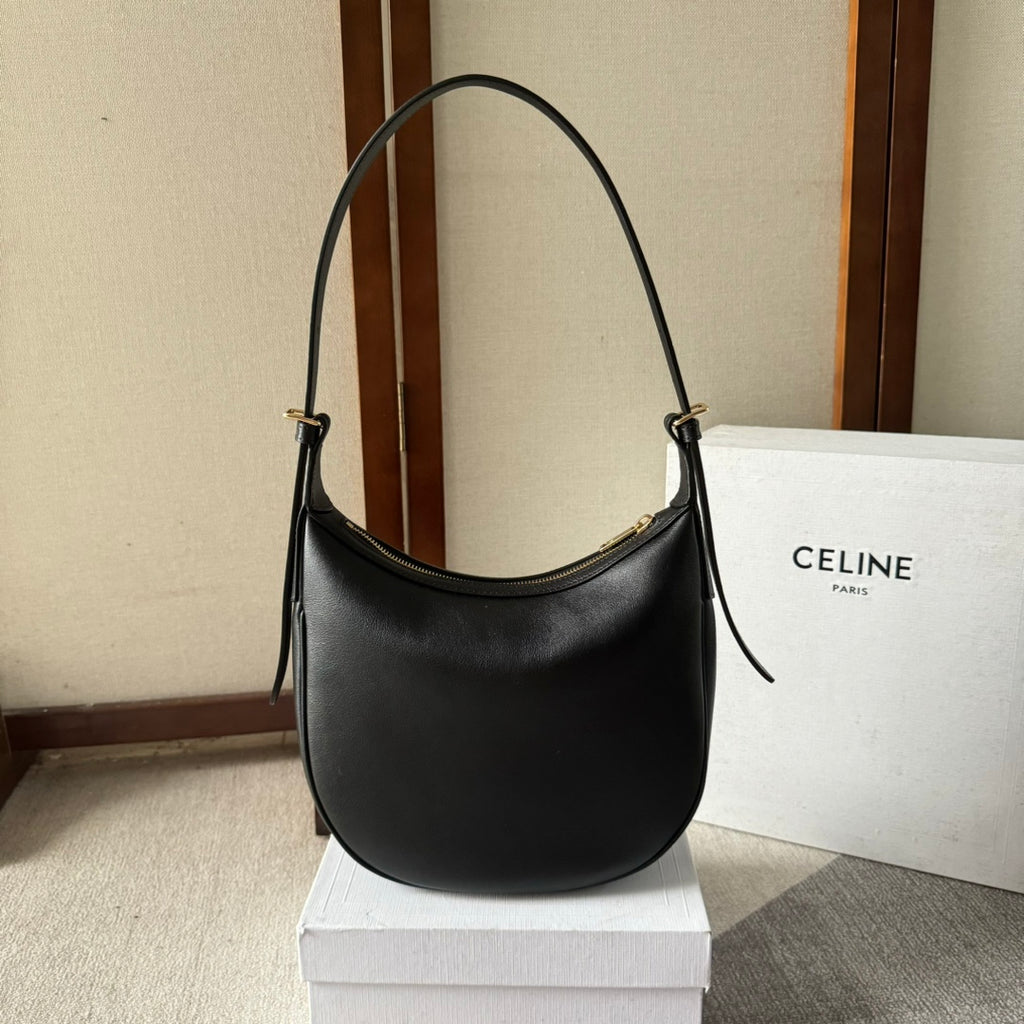 Heloïse Triomphe Small Leather Shoulder Bag