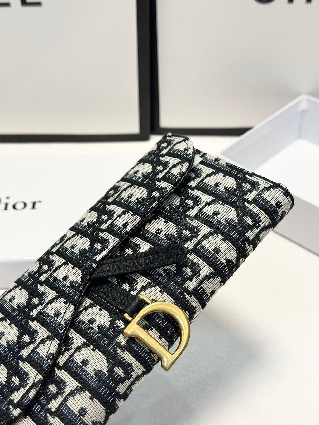 Oblique Canvas Long Wallet – Black & Beige