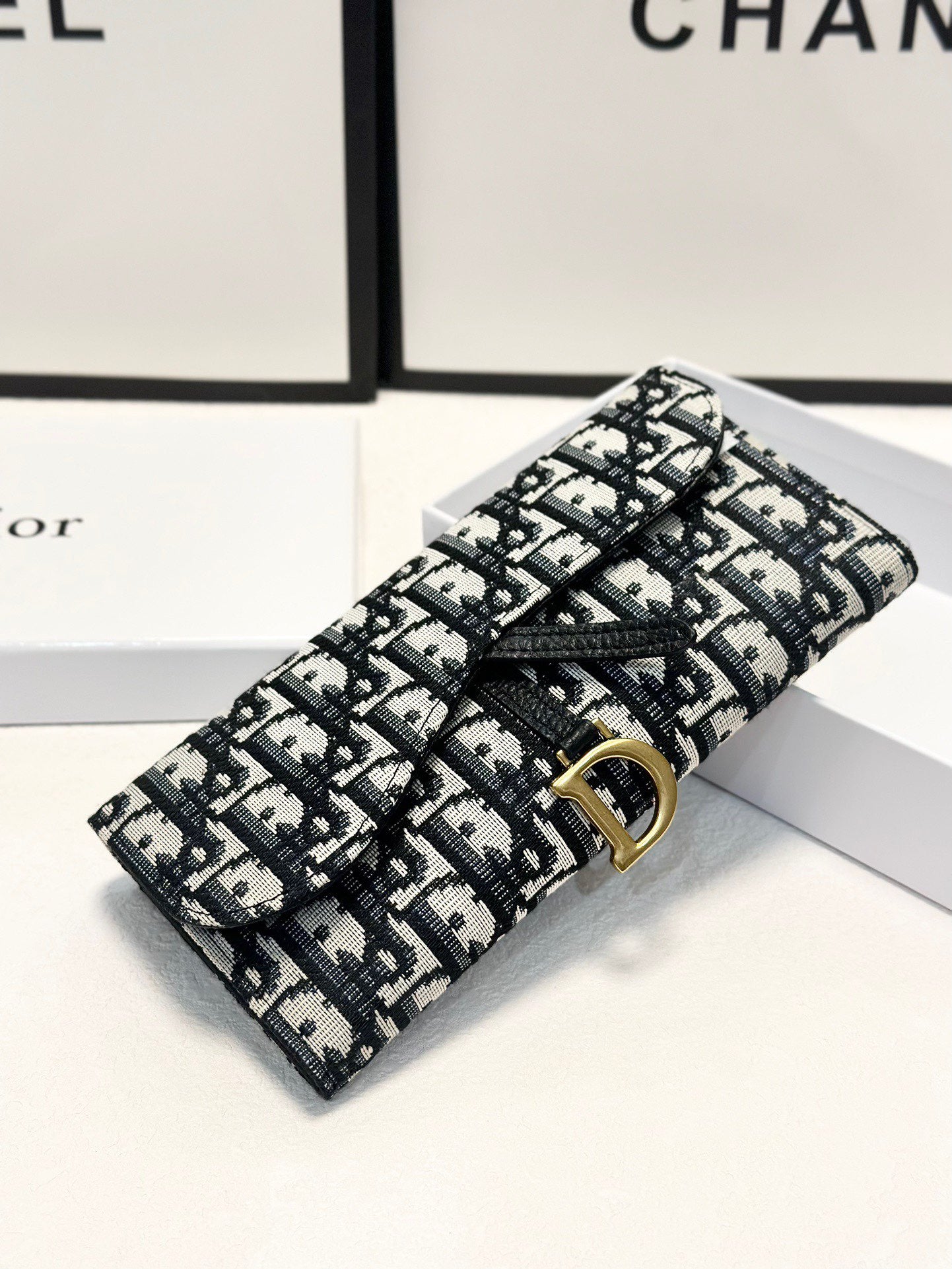 Oblique Canvas Long Wallet – Black & Beige