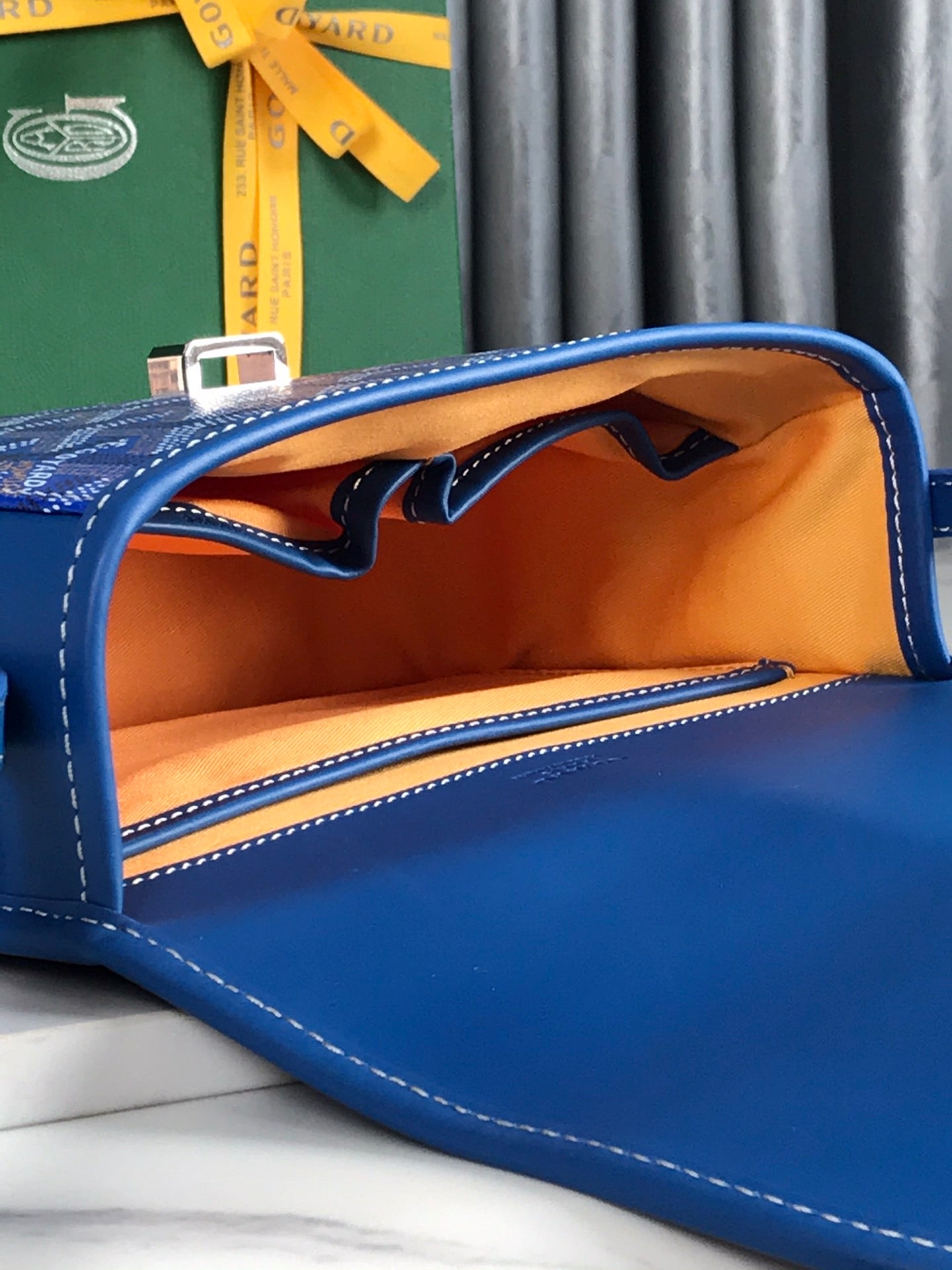 Belvédère II Messenger Bag